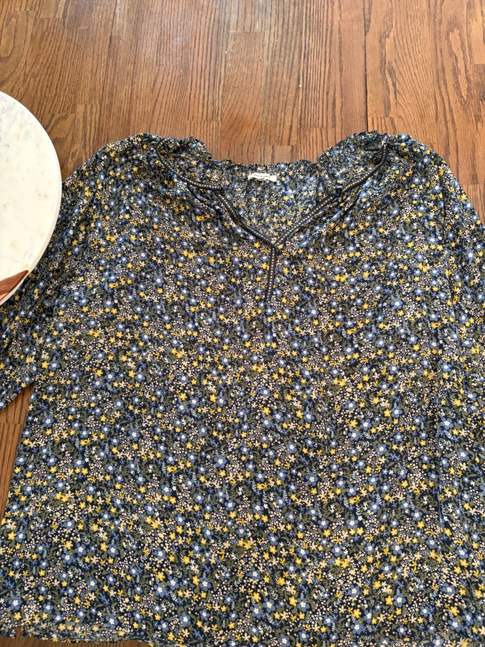 Max Studio Women's Navy Long Sleeve Shirt with Yellow & Light Blue Flowers